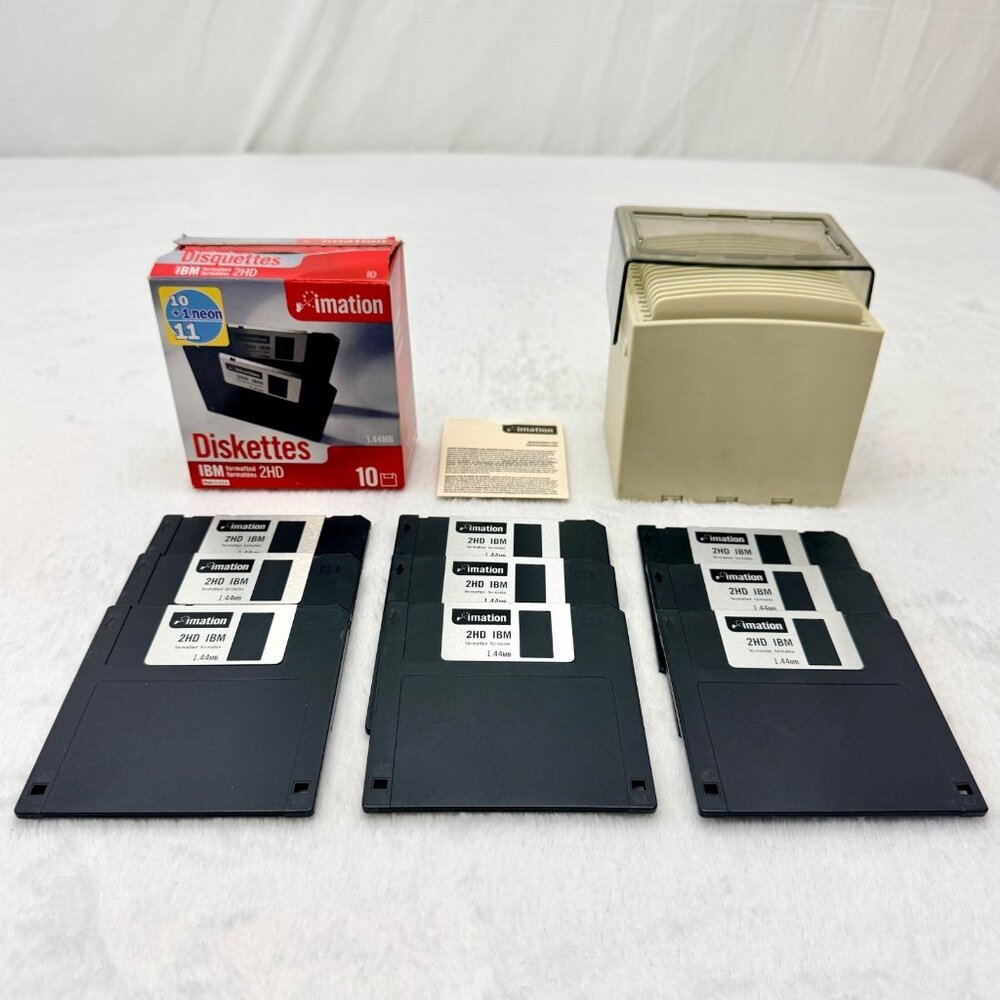 9 Imation 3.5" Diskettes 1.44MB 2HD IBM Formatted w/Telescoping Plastic Case